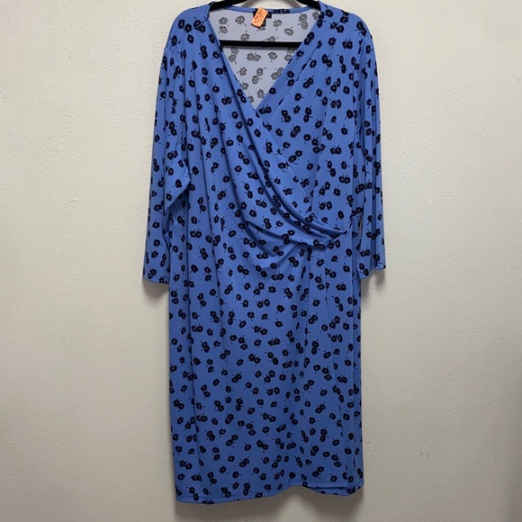 Talbots Plus Size Blue Floral Faux Fit and Flare Wrap Dress 3617 - Picture 2 of 9